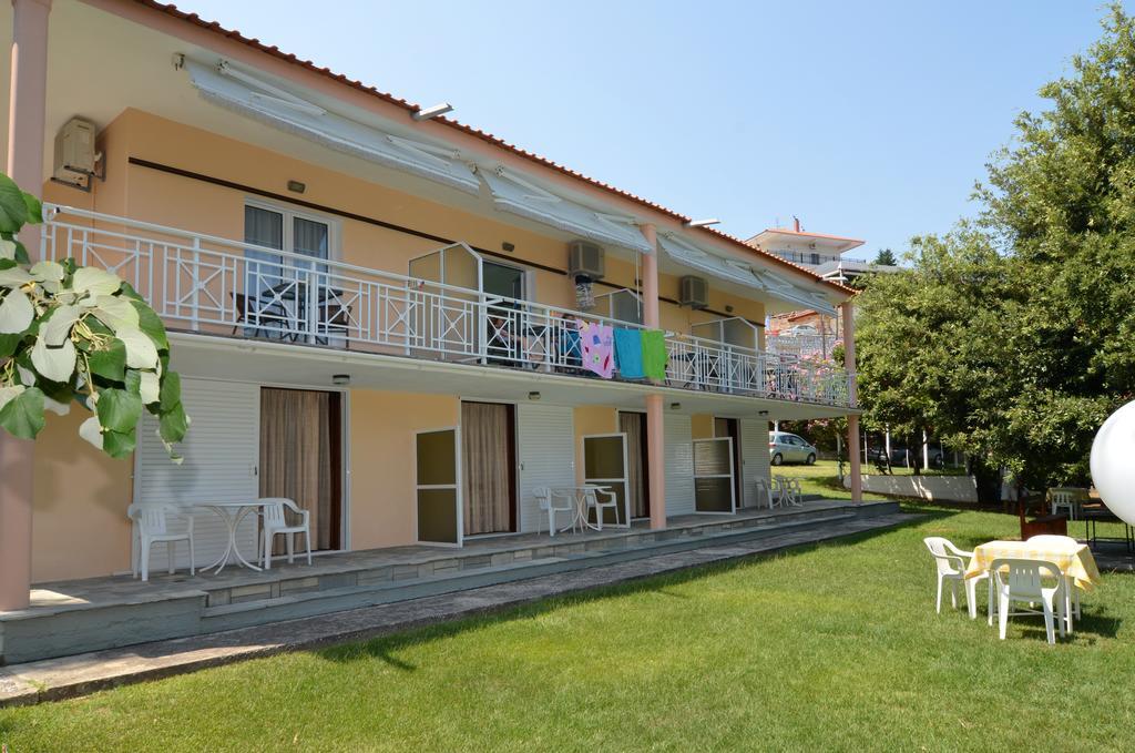 Pension Giannis Αdults Only Koinira Exterior foto