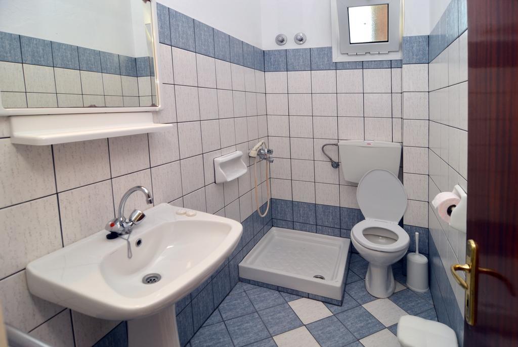 Pension Giannis Αdults Only Koinira Quarto foto
